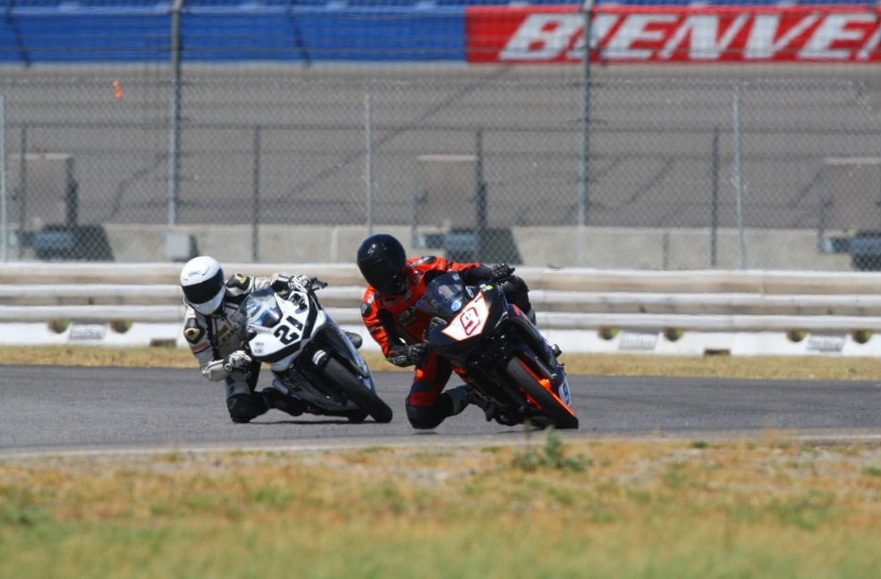 Yamaha R3 Racing Autoclub Speedway WERA