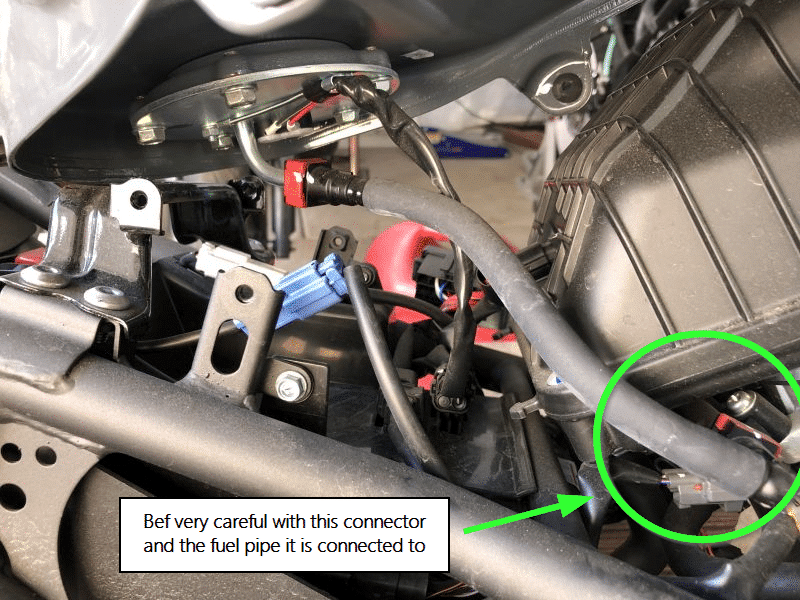 How to the gas tank on the Kawasaki Ninja 400